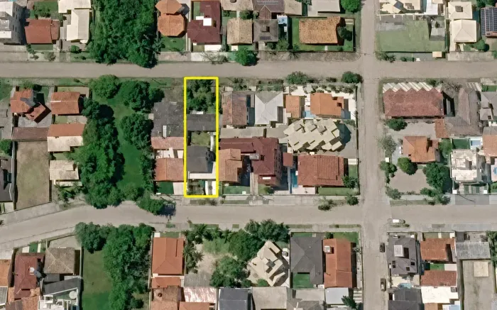 Imóvel para venda tem 720 metros quadrados em Daniela - Florianópolis - SC