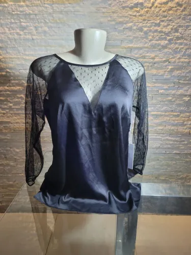 Blusinha feminina Marca Jennifer Lopes
