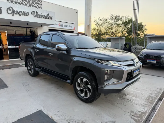 Mitsubishi L200 Triton Sport HPE 2.4 CD Diesel Aut. 2025