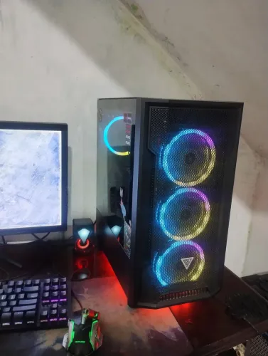 Vendo Pc completo AMD Ryzen 5 em ótimo estado!