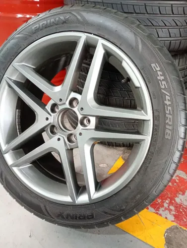 pneus 245/45r18 jogo de 4 com rodas