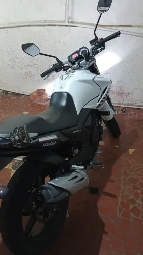 FAZER excelente, baixa Kilometragem