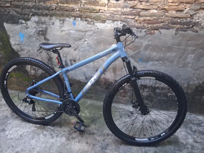 Bicicleta aro 29 first