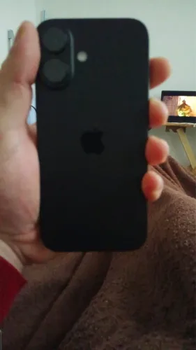 iPhone 16 (seminovo)