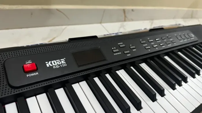 Teclado KOBE KB-150 - Novo, nunca usar