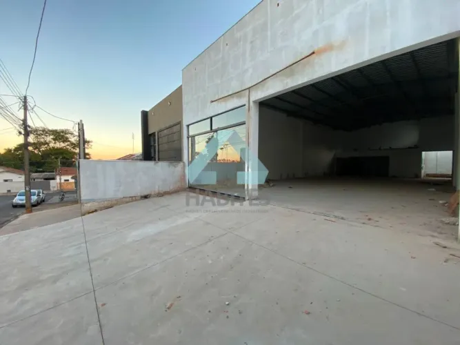 Galpão Comercial para Locação Vila dos Lavradores
