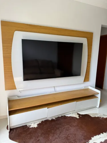 ? Painel de TV com Rack