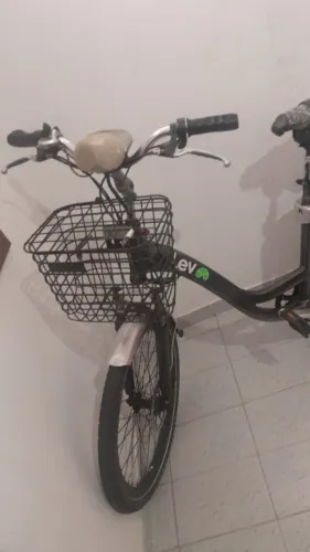 Bicicleta elétrica marca lev