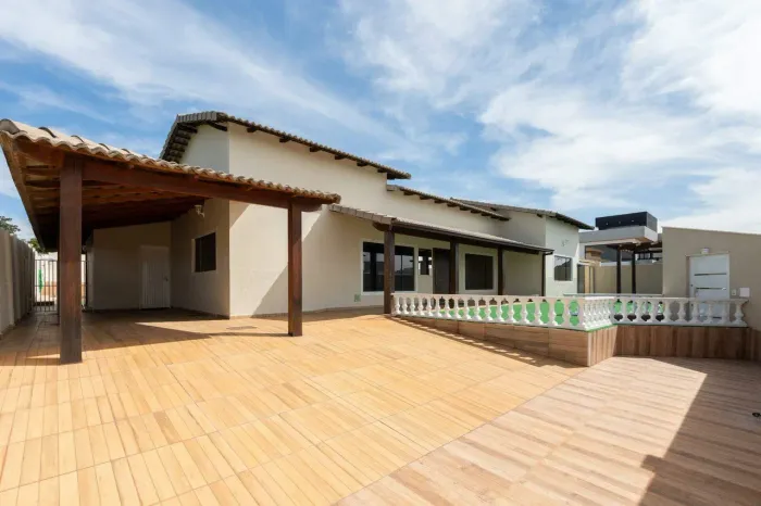 CONDOMÍNIO PRIVÊ MORADA SUL ETAPA C  703m² de lote | 400m² construídos | Casa térrea | 04 
