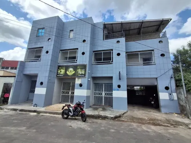 Prédio Comercial e Residencial 1.600m² c/ Renda Mensal R$ 12.000 Mil no Santa Etelvina