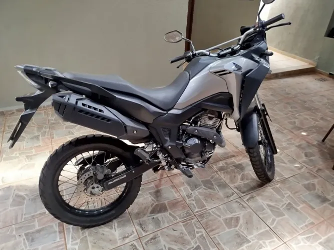 Honda XRE Sahara 300