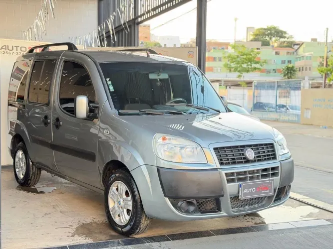 Fiat Doblo Essence 1.8 Flex 16V 5P 2013