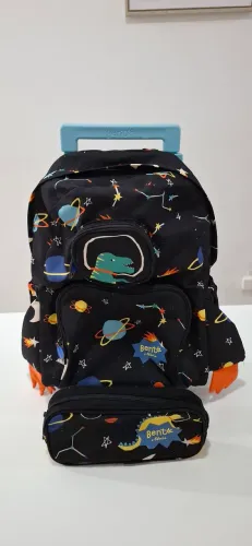 Kit mochila + lancheira Fábula 