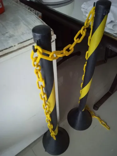 Corrente de plastico com torre