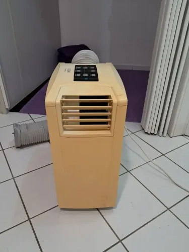 Ar Condicionado Elgin portatil 9000btus