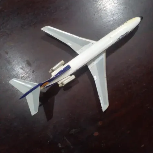AEROMODELO ARONAVE LUFTHANSA
