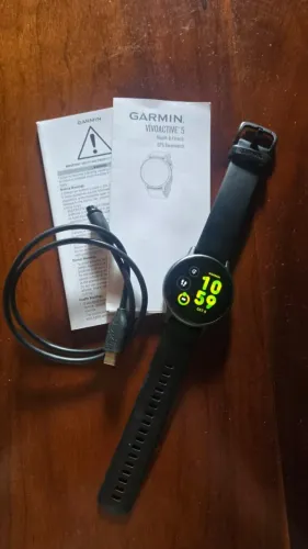 Garmin Vivo Active 5 com música e em excelente estado