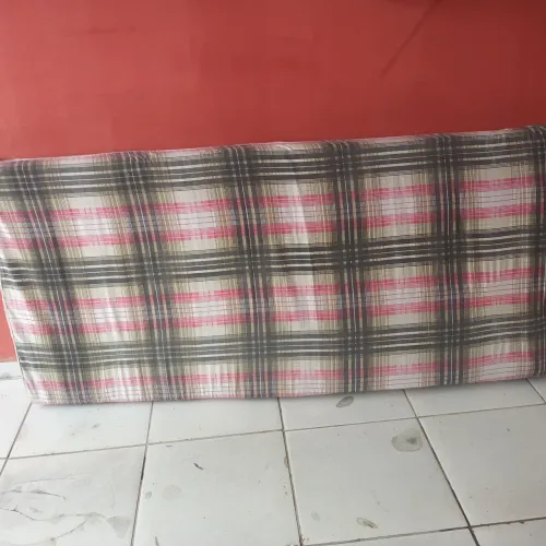 Colchão de casal de espuma 
