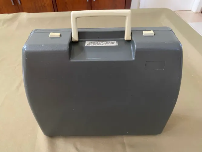Máquina de Escrever Japonesa Portátil ALL 5050 (Excelente)