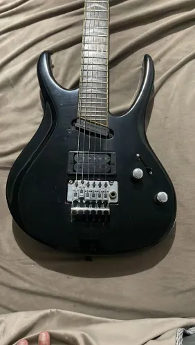 Guitarra tagima(aceito troca em teclado ou baixo)