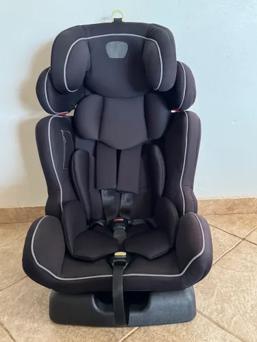 Cadeira para Auto Burigotto Infinity na cor preta