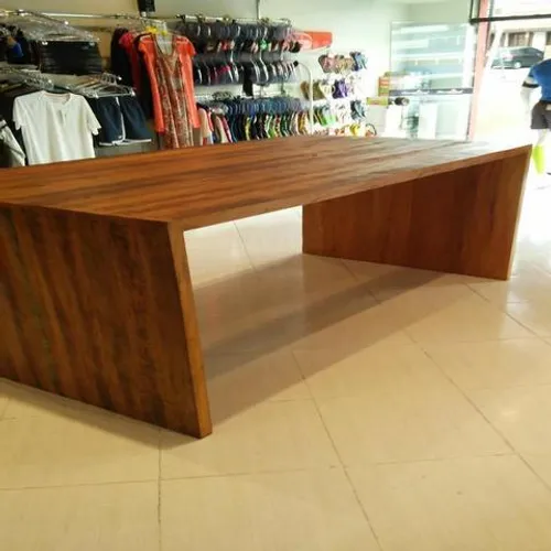 Mesa de Viga em U
