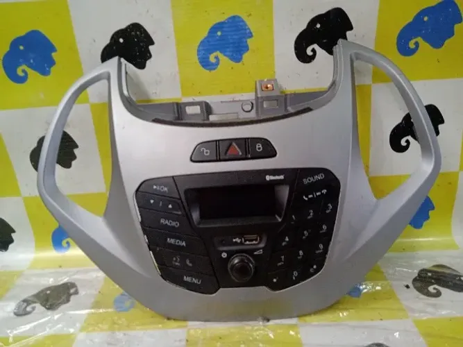 Moldura Painel Com Rádio Ford Ka 2018 