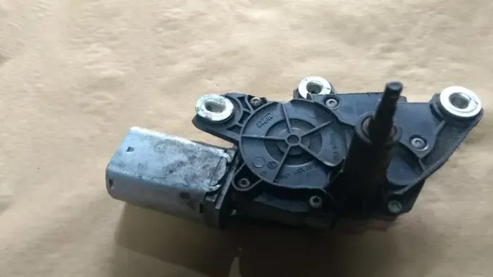Motor limpador traseiro Fox.