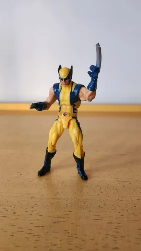 Wolverine (X-men) - Marvel Universe Hasbro - 11cm