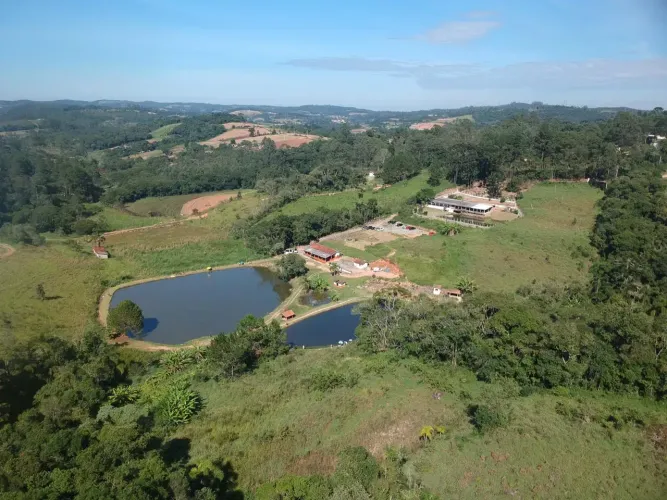 Sítio à venda em Caucaia do Alto
