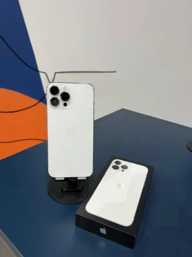 Iphone 13 Pro Max 128GB Branco Saúde de bateria 85% Semi novo | Loja Fisica |
