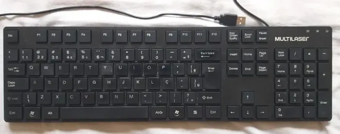 Teclado USB com fio, marca multilaser, modelo TC-142, cor preto, seminovo, f