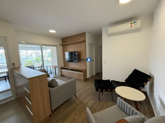 Apartamento MOBILIADO LOCAÇÃO - 67m² - 2 dorms, 1 suíte - 1 Vaga - Varanda c/ Churrasqueir