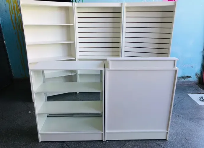 BALCÃO CAIXA VITRINE + PRATELEIRA CANALETADO KIT COMPLETO