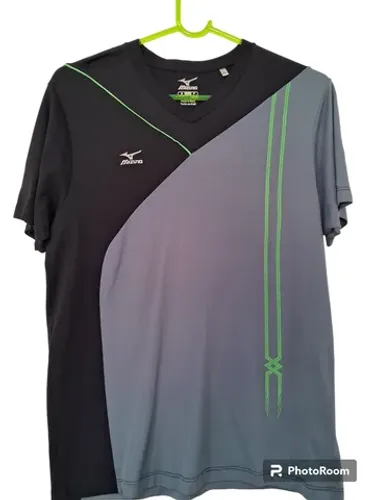 Camisa mizuno fit original usada preto e cinza