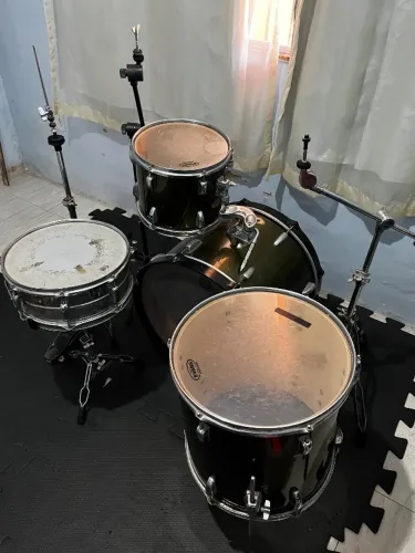 Bateria Tama Swingstar Completa