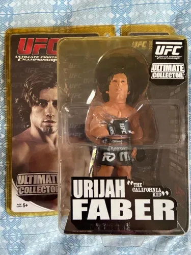 Boneco Urijah Faber UFC Ultimate Collector