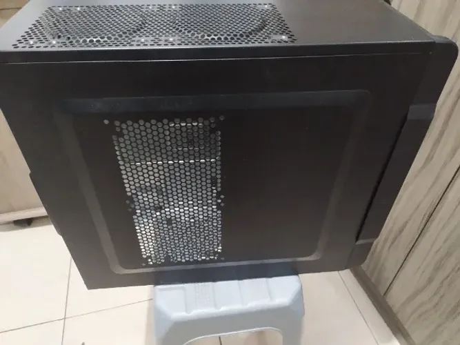 Gabinete Thermaltake versão 2