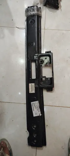 Travessa teto Hilux 09/11