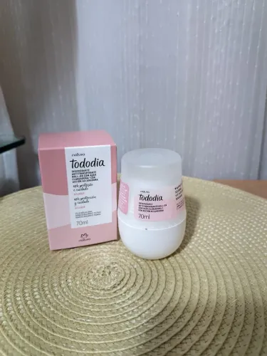 Desodorante Roll-on Aclarar