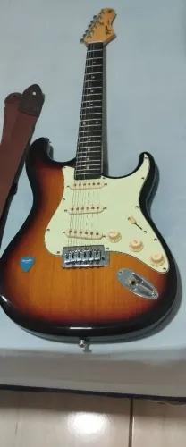 Guitarra Tagima TG 500 SB Sunburst ( suporte Dolphin, bag de guitarra, cabos, bandoleira)