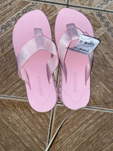 Chinelo kenner