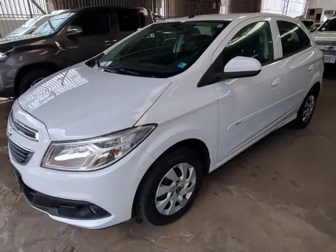 Chevrolet Onix Hatch LT 1.0 8V Flex Power Mec. 4P 2013