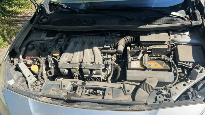 Motor de carro disponível! Sucata para retirada de peças - fluence 2.0 manual 2012/2013 