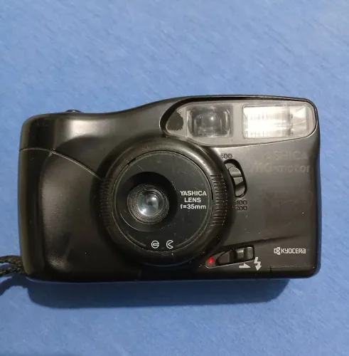 Câmera Analógica Yashica MG-motor(venda no estado)