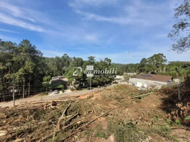 Terreno à venda em Cotia, Granja Viana, com 1625.4 m², Vila dos Pinus
