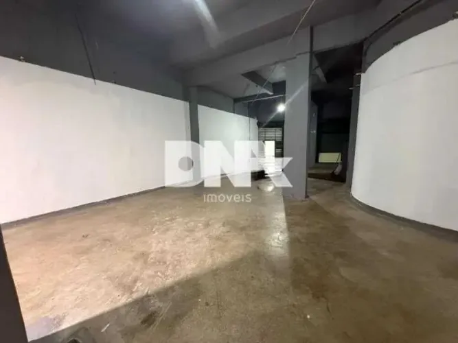 Loja : / Comercial / Humaitá