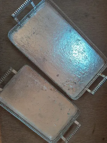2 Bandejas de Metal