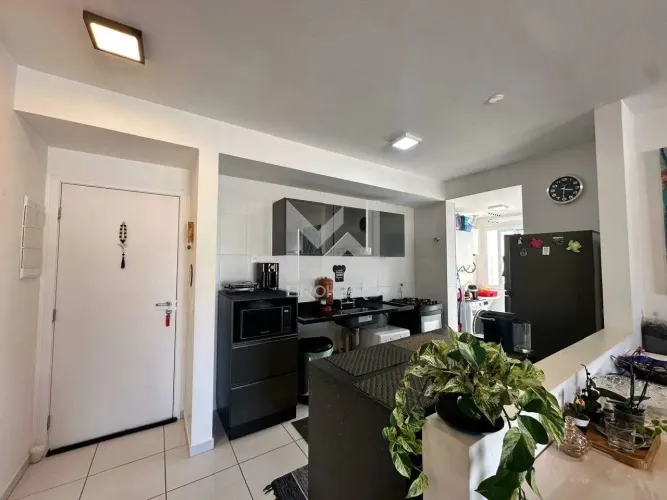 Apartamento com planta de 3 quartos a venda no condomínio Vila Garibaldi na cidade de Vinh