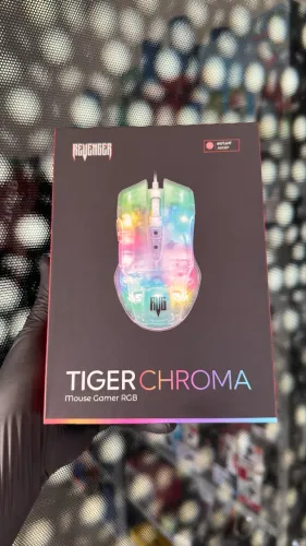Mouse gamer transparente RGB